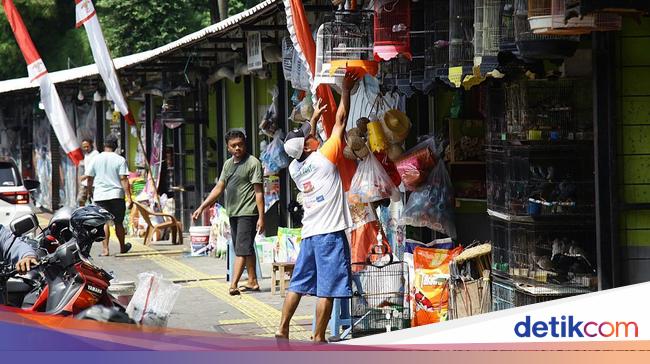 Walkot Jaksel Sebut Masih Ada 50 Pedagang Pasar Barito Belum Pindah