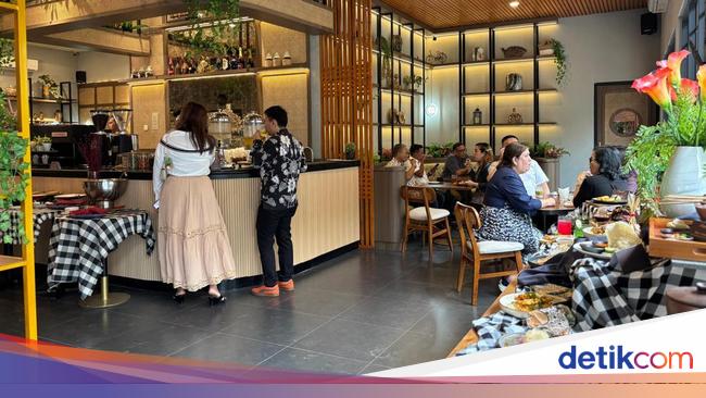 Puas Makan Iga Penyet dan Empal Gentong di Resto Terbaru Senopati