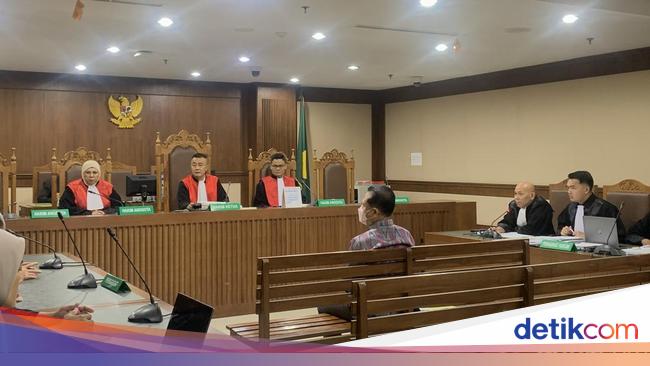 Sambil Terisak, Eks Ketua PN Surabaya Minta Maaf ke MA Terjerat Kasus Suap