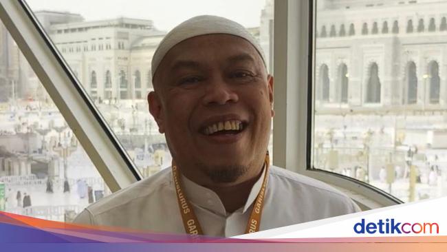 Wuih! Edwin Super Bejo Bagikan Hadiah Umrah buat Driver Ojol, Ini Caranya