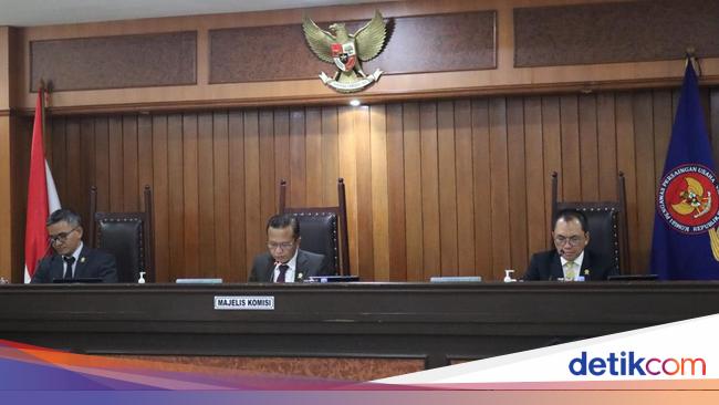 KPPU Beri Denda Rp 449 Miliar soal Penjualan Truk Merek Sany di Indonesia