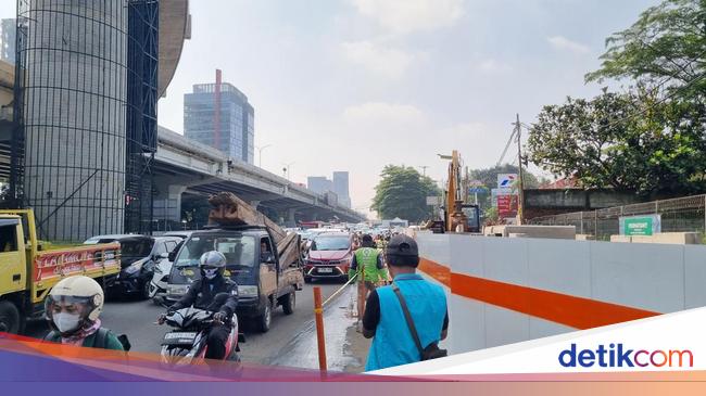 Tenaga dan Waktu Terbuang gara-gara Macet di TB Simatupang