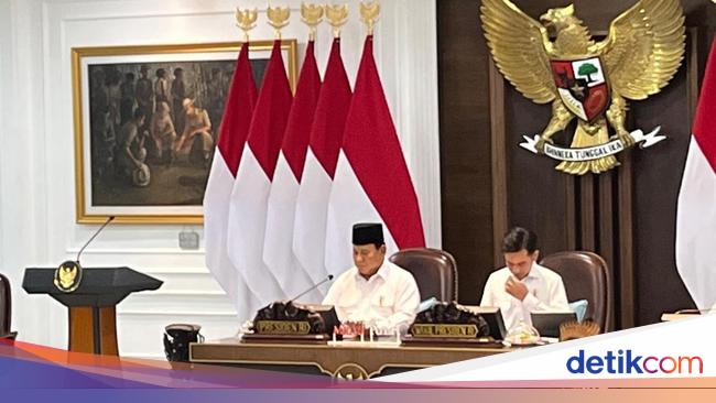 Tarif Trump Bikin Dunia Gonjang-ganjing, Prabowo: Kita Hadapi dengan Tenang