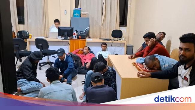 12 WN Bangladesh di NTT Diamankan, Masuk RI Lewat Jalur Ilegal
