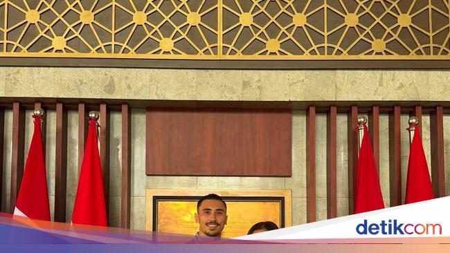Romantis! Vincent Verhaag dan Jessica Iskandar Sering Sempatkan Makan Bareng