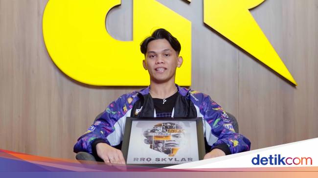 Skylar Resmi Berpisah dari RRQ Hoshi, Pindah ke Onic?