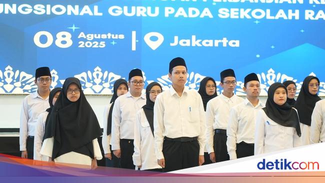 Mensos Lantik 1.323 Guru PPPK untuk Sekolah Rakyat di 100 Titik