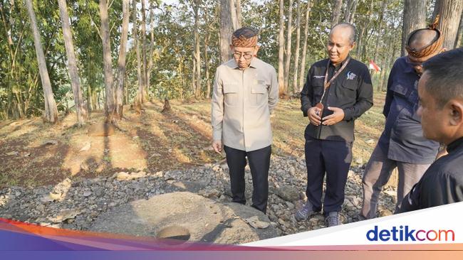 Menbud Minta Lakukan Riset Mendalam di Situs Pasir Lulumpang Garut