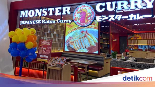 Jumbo! Nasi Kari Jepang hingga Monster Burger di Resto 'Naga'