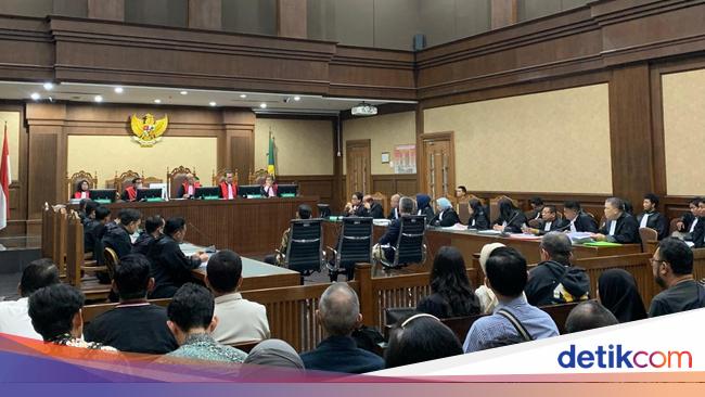 Jaksa Ungkap Akal-akalan 3 Terdakwa Kuras Kredit LPEI Rp 958 M