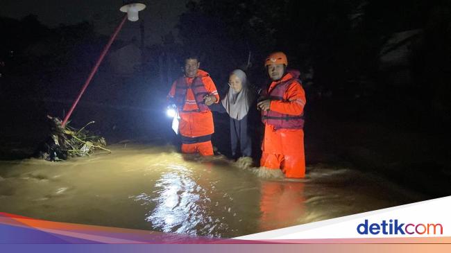Sejumlah Kecamatan di Kabupaten Bogor Terendam Banjir Usai Hujan Deras