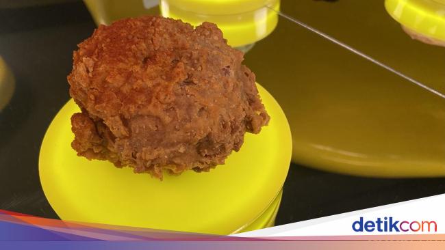 Baru di Blok M! Donat Crispy Rasa Matcha hingga Opor Ayam