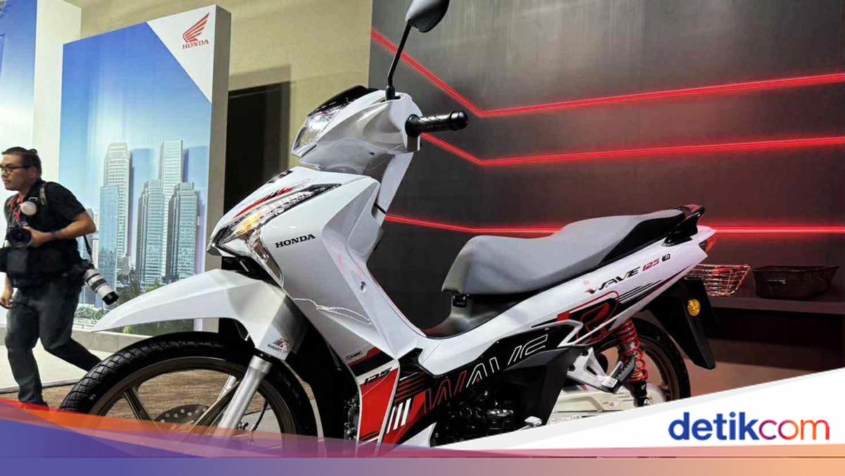 Translucent Motorbike: 71 km/Liter Fuel Economy