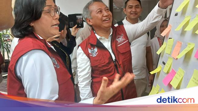 Sri Mulyani Naikkan Anggaran buat Guru-Dosen Jadi Rp 274 Triliun