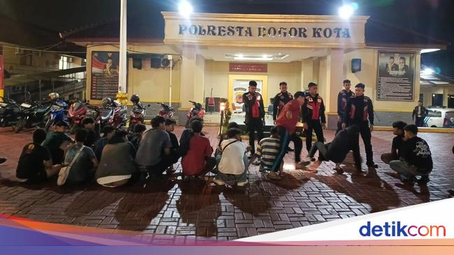 Polisi Amankan 18 Pemuda Mabuk-mabukan di Jalan Kartini Bogor