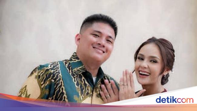 Angie Ang Jawab Alasan Yakin Terima Lamaran Tentara Agung Afrida