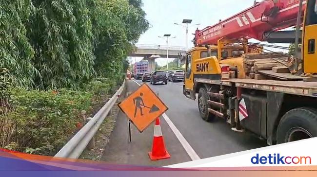 Ada Pengecoran di Cililitan, Lalin Tol Cawang Arah Tanjung Priok Padat
