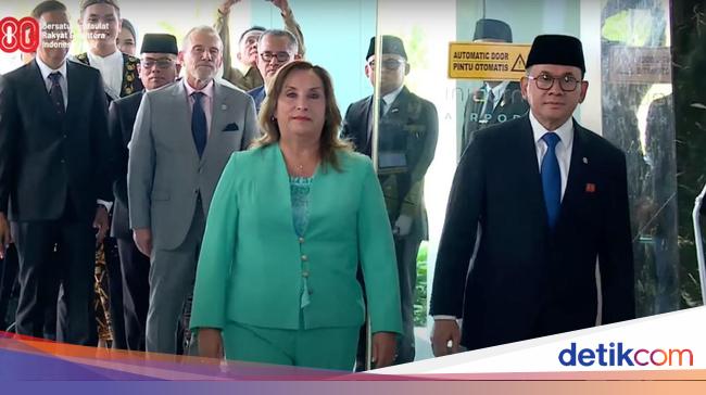 Presiden Peru Boluarte Tiba di Indonesia Jelang Bertemu Prabowo