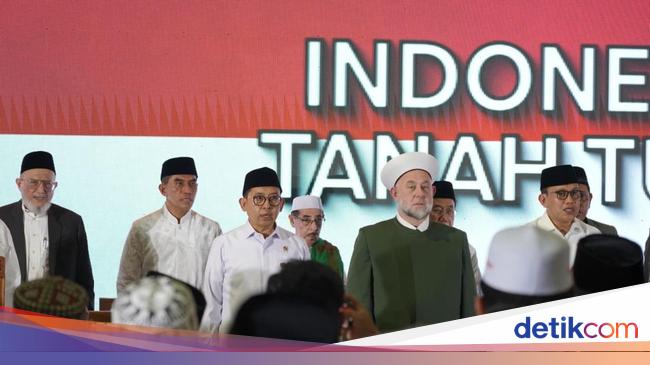 Zikir Kebangsaan &amp; Ikrar Bela Negara, Menbud Tekankan Persatuan Antarumat