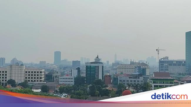 Kualitas Udara Jakarta Sore Ini Terpantau Tidak Sehat
