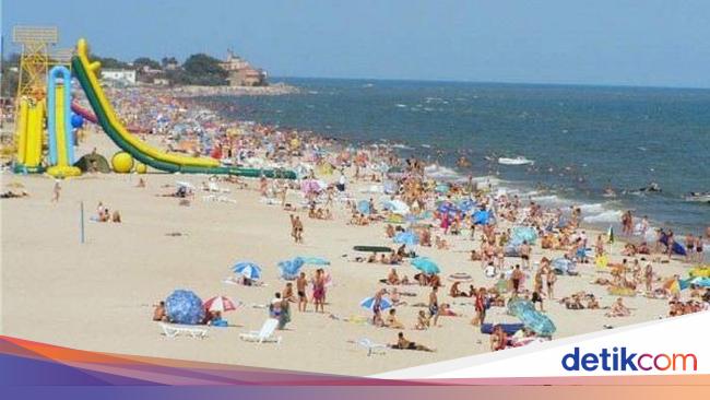 Ranjau Laut Rusia Meledak, 3 Turis Tewas di Pantai Ukraina