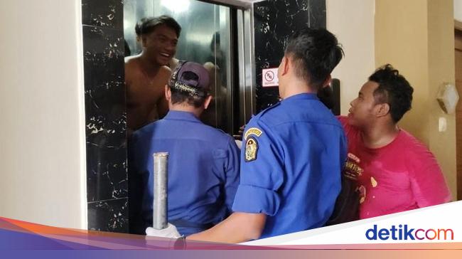 Insiden Horor di Jogja: 3 Pemuda Terjebak 20 Menit di Lift Hotel