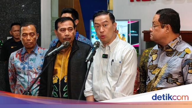 Alasan Tom Lembong Lapor Sana Sini Usai Dapat Abolisi