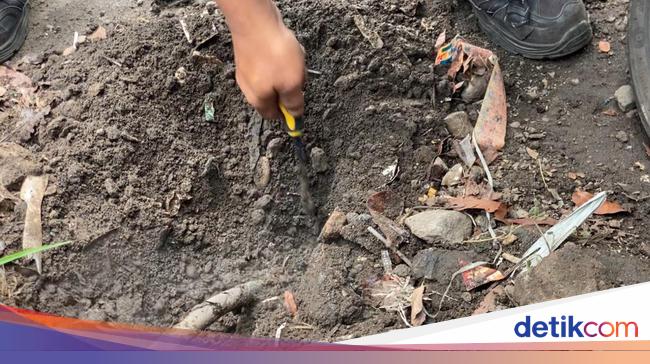 Cerita Warga Depok soal Asap dari Dalam Tanah: Bau Belerang-Suhu Tinggi