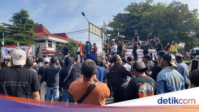 Kemendagri Pastikan Kenaikan PBB Gila-gilaan di Daerah Ditunda &amp; Dicabut