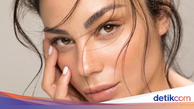 Dokter Bocorkan 5 Makanan Rahasia untuk Kulit Mulus Alami!