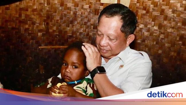 Mendagri &amp; Menteri PKP Cek Langsung Kondisi Rumah Warga Papua Pegunungan