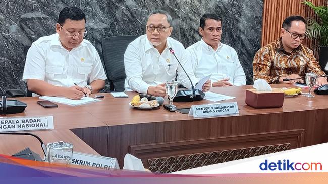 Zulhas Desak Bulog Percepat Penyaluran Beras Murah ke Pasar