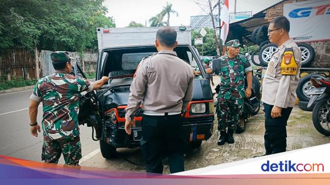 Polisi Ungkap Tabrakan 2 Mobil Boks di Ciputat Dipicu Sopir Hindari Kucing