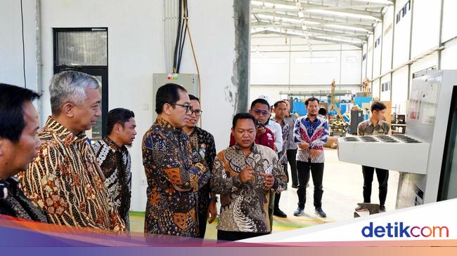 Wamenperin Faisol Tinjau Langsung Lokasi Aksi Demonstrasi di PT IMIP