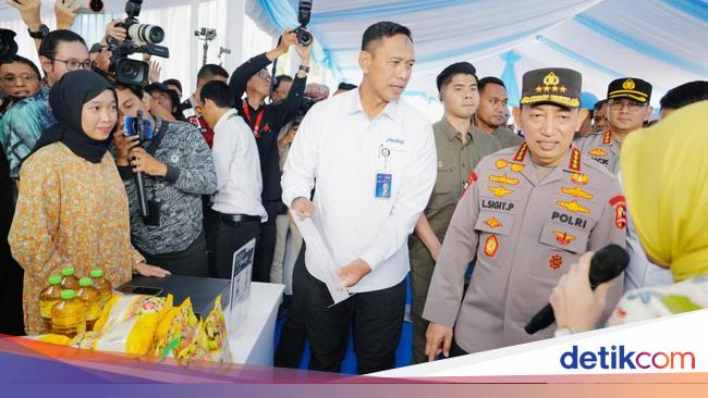 Kapolri Kickoff Gerakan Pangan Murah, 2.424 Ton Beras SPHP Disalurkan ke Warga