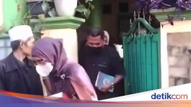 Kabar Terkini Kontroversi Ajaran Umi Cinta 'Masuk Surga Bayar Sejuta'