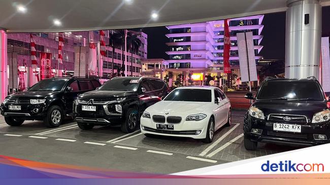 4 Mobil Riza Chalid Disita Kejagung Lagi, Ada BMW hingga Pajero