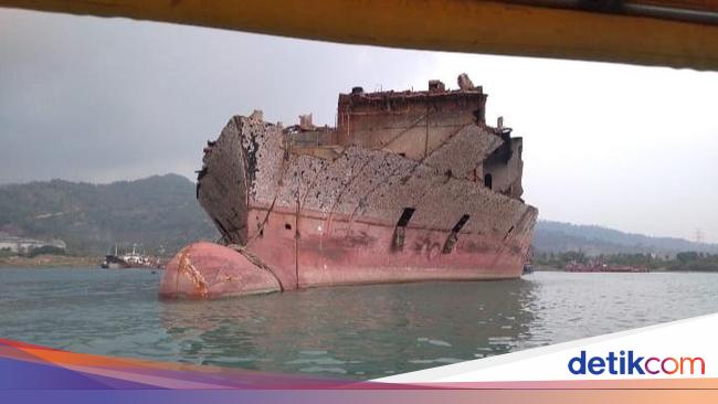 Nelayan Merak Keluhkan Tangkapan Cumi Berkurang Imbas Pemotongan Kapal di Laut
