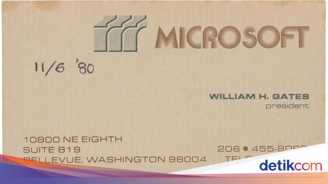 Penampakan Kartu Nama Bill Gates di Awal Microsoft, Kini Dilelang