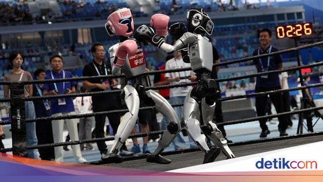 China Gelar Pesta Olahraga Robot Humanoid Dunia