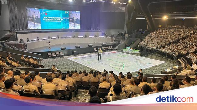 Dihadiri Kakorlantas, Polda Metro Simulasi Pengamanan Lalin HUT RI Besok