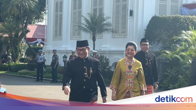 Gaya Pramono Anung Pakai Baju Adat Betawi Hadiri Upacara HUT RI di Istana