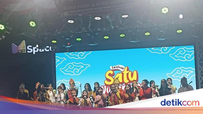 Meriah! Festival Satu Nusantara Hadirkan Parade Budaya-Pertunjukan Musik