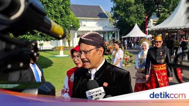 Berbaju Adat, Menteri-menteri Mulai Tiba di Istana Jelang Upacara HUT RI