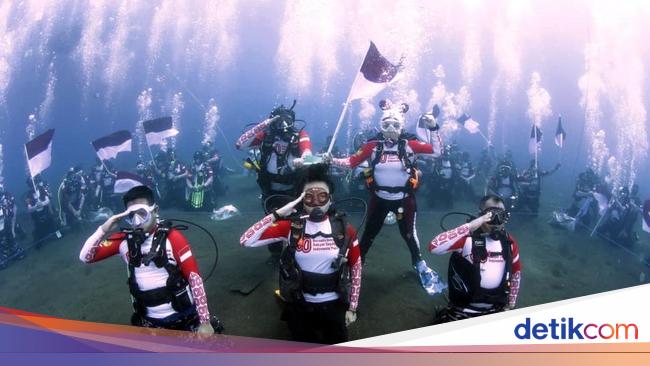 Melihat Rangkaian Upacara HUT RI Ke-80 di Bawah Laut Maluku Utara