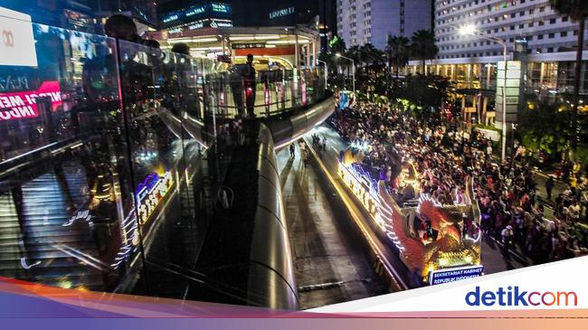 Potret Kemeriahan Karnaval Kemerdekaan RI di Jakarta