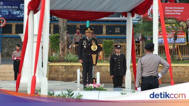 Irwasda Pimpin Upacara HUT Ke-80 RI di Polda Metro Jaya