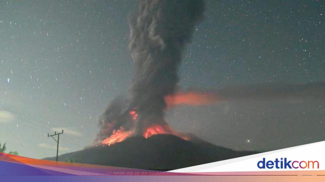 4 Flight di Bandara Komodo Dibatalkan Buntut Gunung Lewotobi Meletus