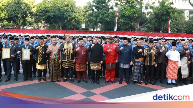 381 Pegawai Kemendagri Dapat Penghargaan Satyalancana Karya Satya