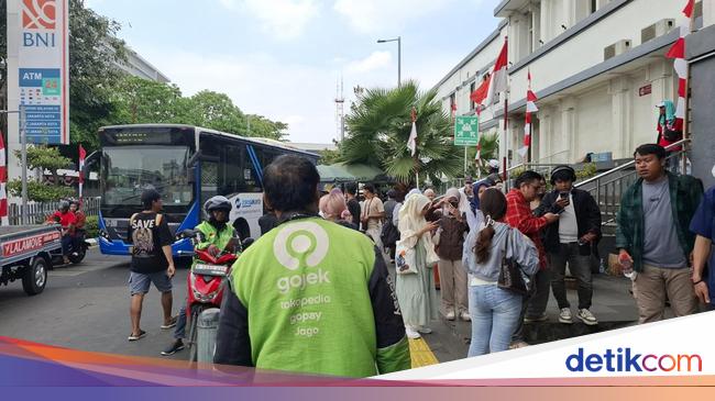 Nasib Ojol di Libur HUT ke-80 RI: Ada Dapat Rp 300 Ribu hingga Baru Dua Orderan